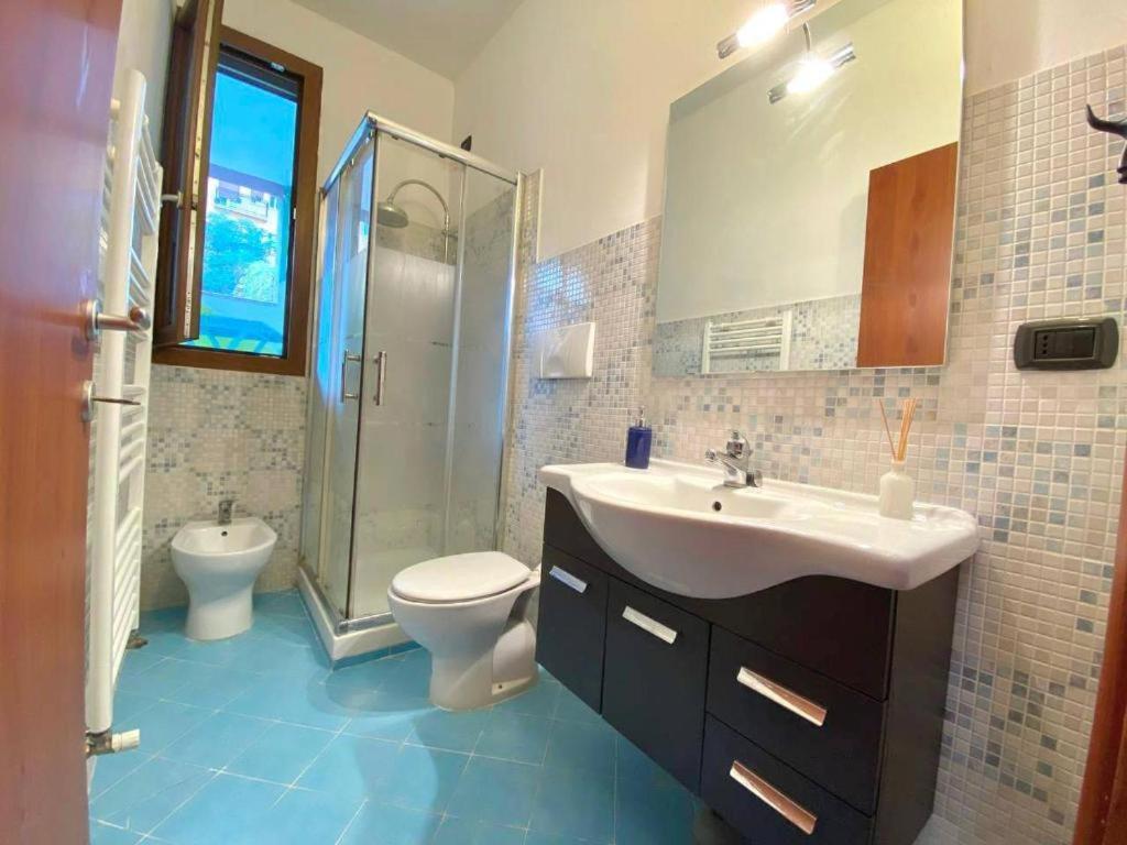Apartamento Conte Rosso House, Con Doppia Terrazza In Coorte Tranquilla A Due Passi Da Stazione E Metropolitana Lambrate Milán Exterior foto