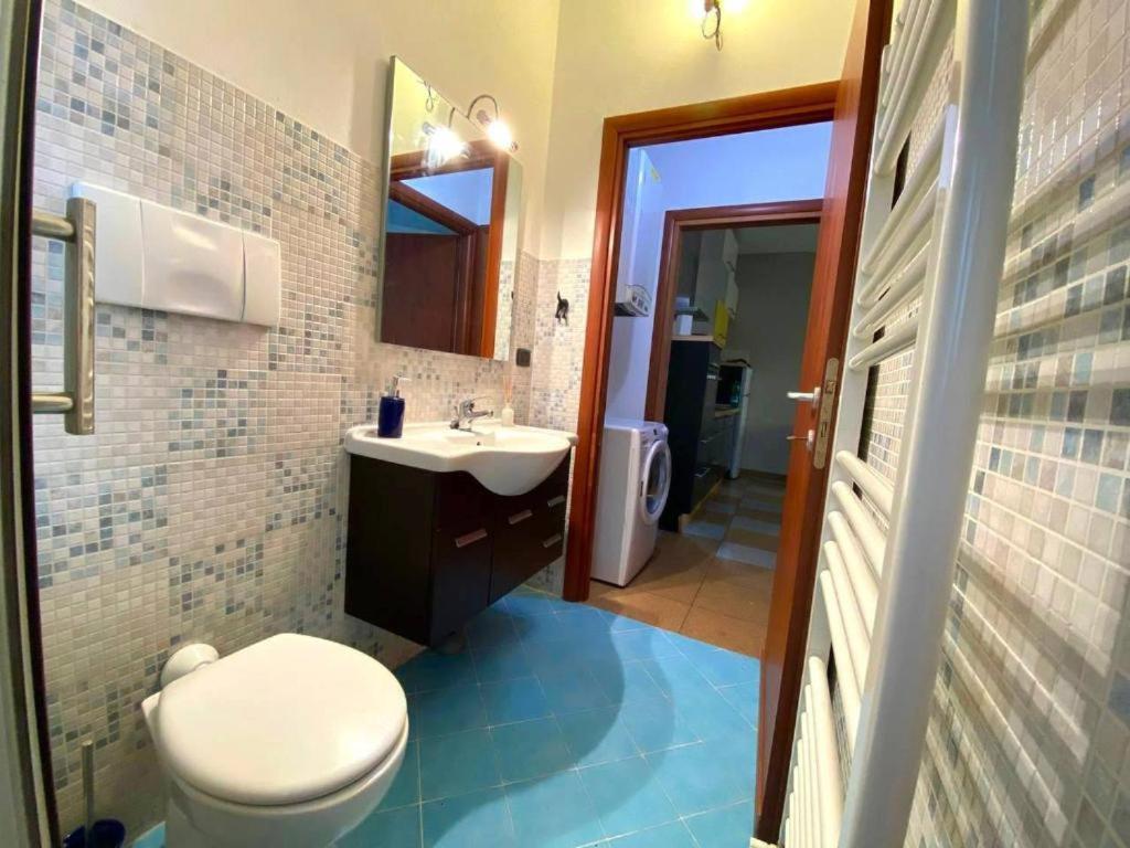 Apartamento Conte Rosso House, Con Doppia Terrazza In Coorte Tranquilla A Due Passi Da Stazione E Metropolitana Lambrate Milán Exterior foto